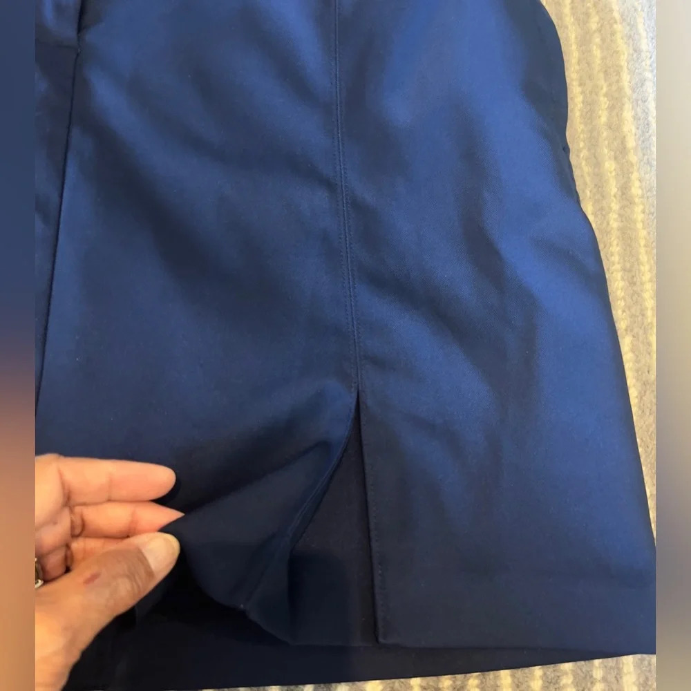 Izod Size 6 Blue Golf Skort - Picture 5 of 11